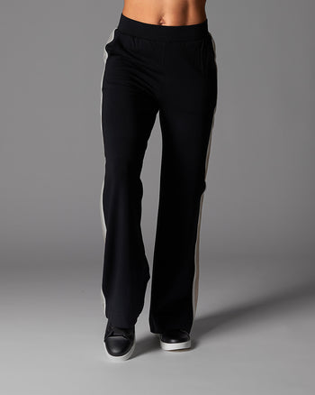 # Cozy Wide Leg Pant | Bottoms > Pants | Tavi – ToeSox | Tavi | Vooray