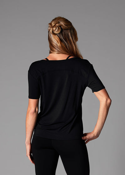 # Everyday V-Neck Tee | Tops > Short Sleeve | Tavi – ToeSox | Tavi | Vooray