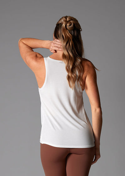 # Flatter Twist Tank | Tops > Tanks | Tavi – ToeSox | Tavi | Vooray