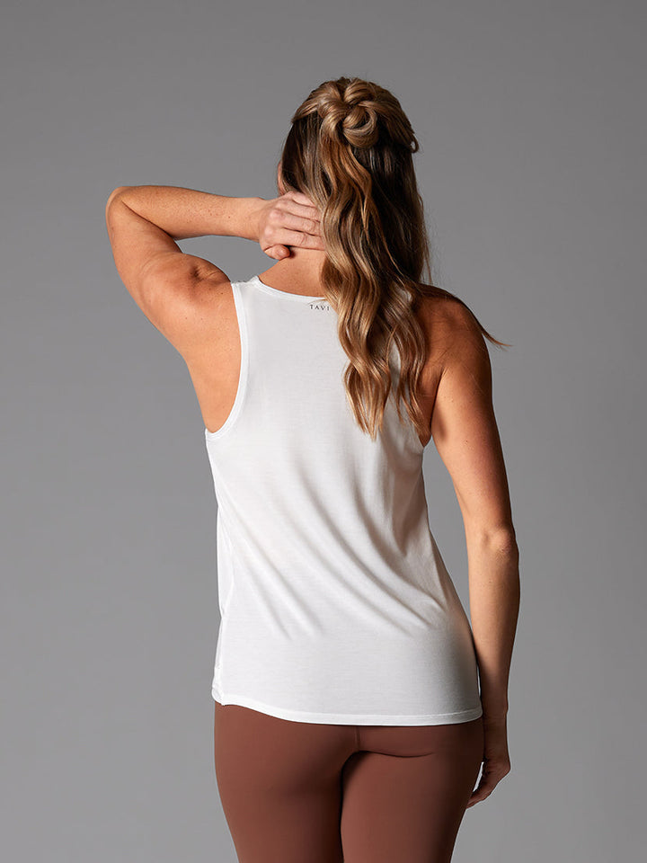 # Flatter Twist Tank | Tops > Tanks | Tavi – ToeSox | Tavi | Vooray