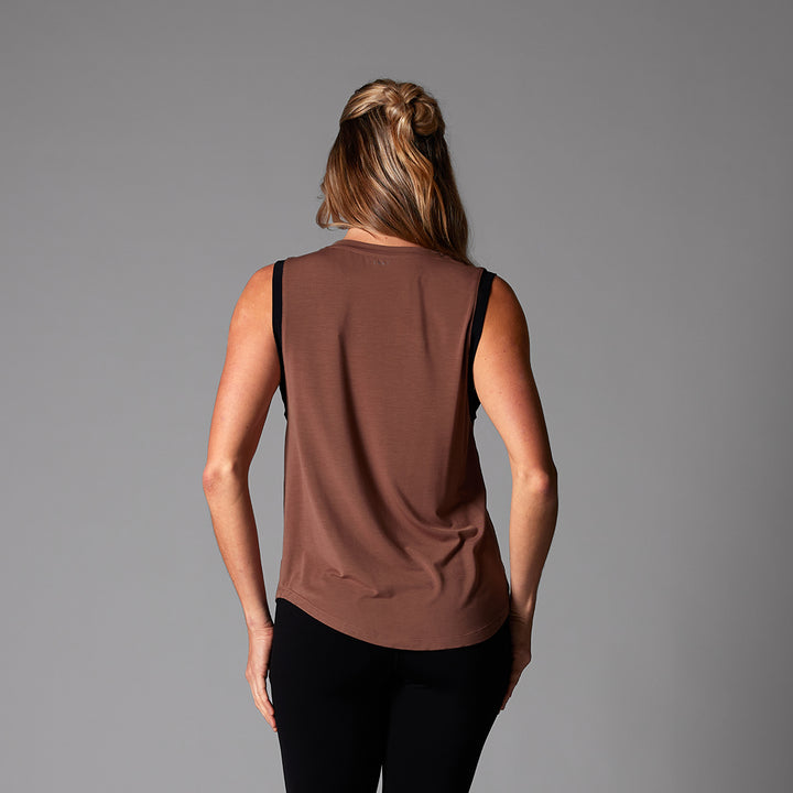 # High Neck Muscle Tank | Tops > Tanks | Tavi – ToeSox | Tavi | Vooray