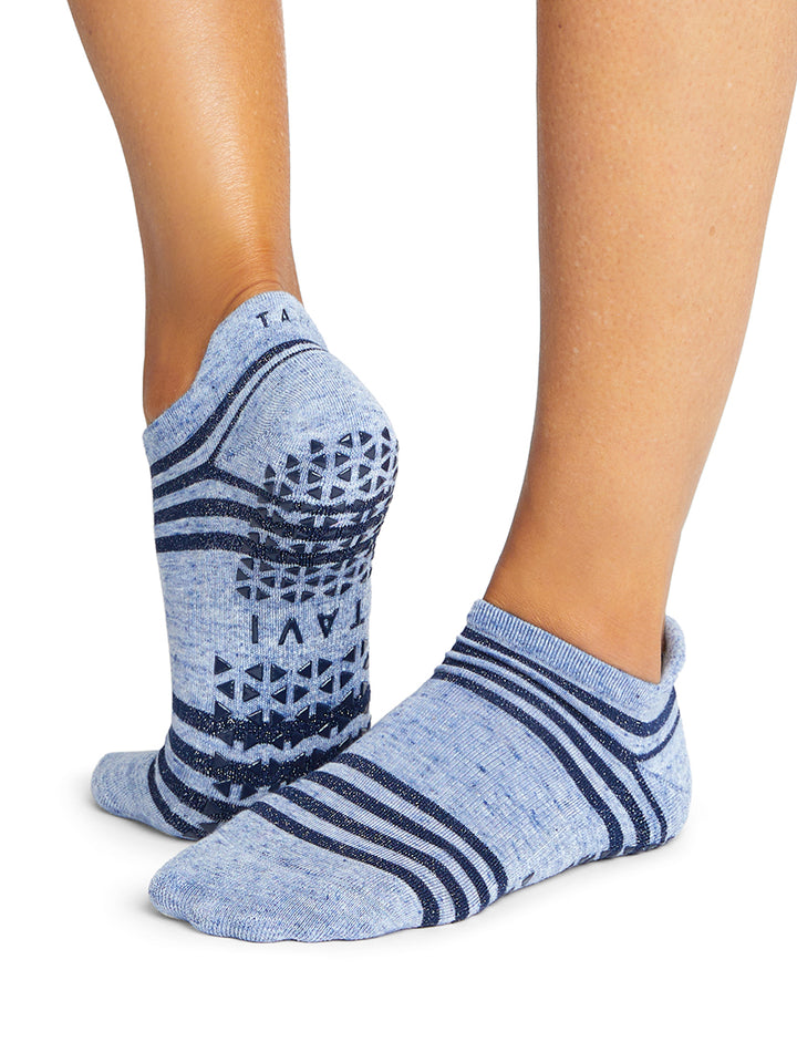 Savvy Grip Socks | Socks > Grip | Tavi – Tavi Active
