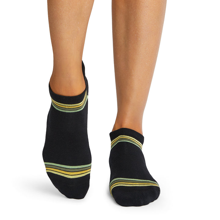 # Savvy Grip Socks | Socks > Grip | Tavi – ToeSox | Tavi | Vooray