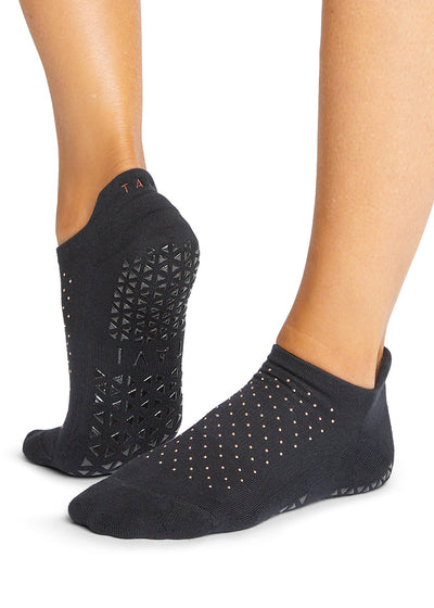 Savvy Grip Socks | Socks > Grip | Tavi – Tavi Active