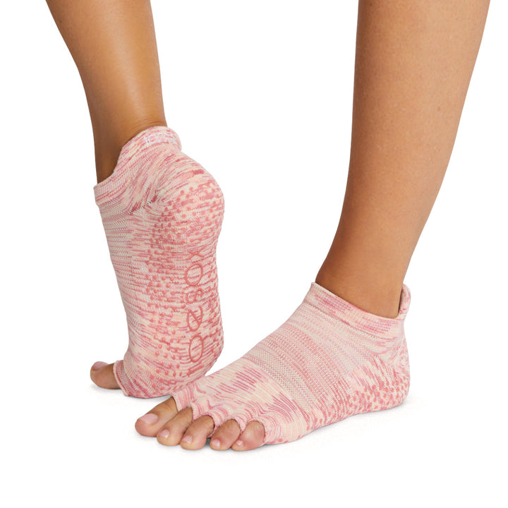 # Half Toe Low Rise Tec Grip Socks | Socks > Grip | ToeSox – ToeSox | Tavi | Vooray