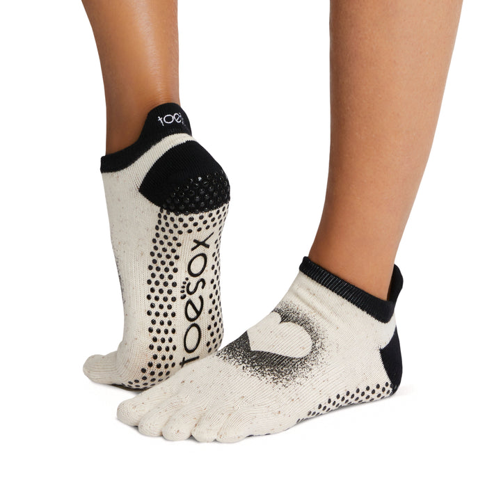 # Full Toe Low Rise Grip Socks | Socks > Grip | ToeSox – ToeSox | Tavi | Vooray