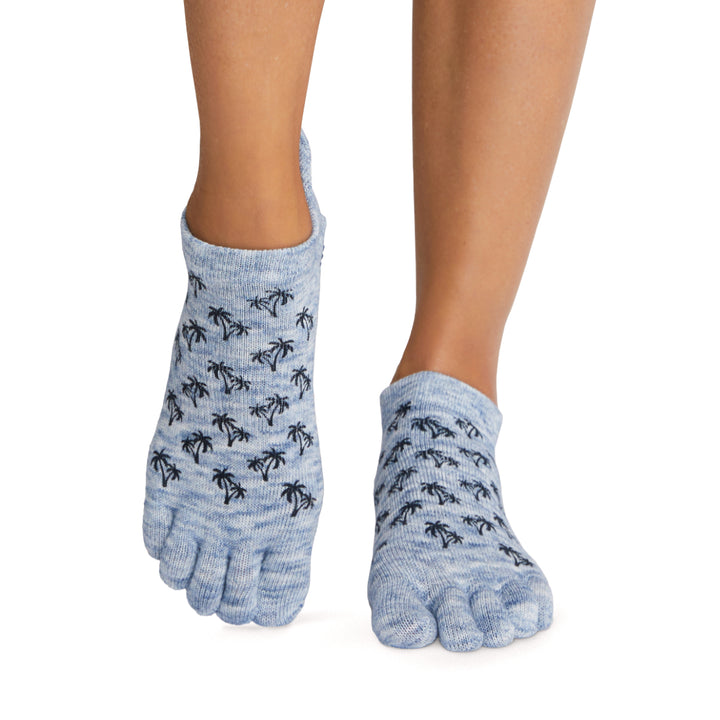 # Full Toe Low Rise Grip Socks | Socks > Grip | ToeSox – ToeSox | Tavi | Vooray