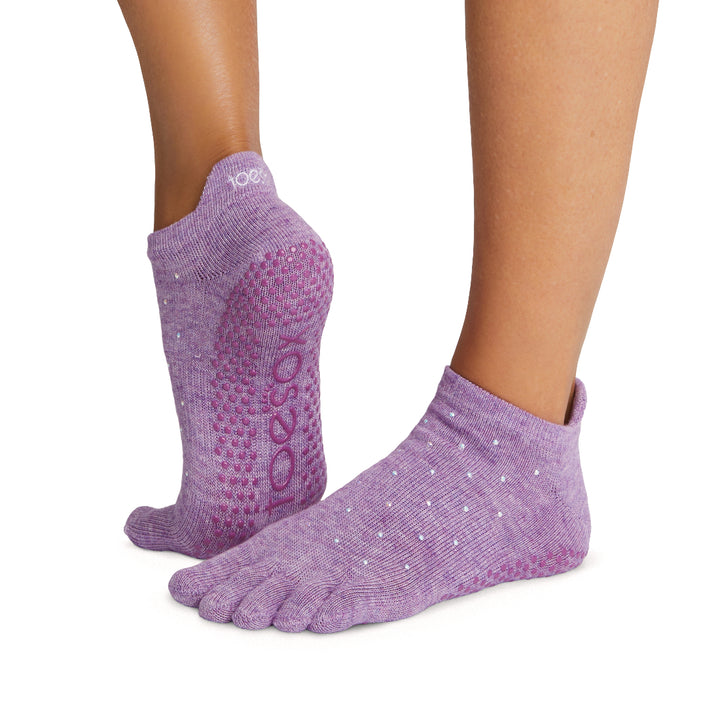 # Full Toe Low Rise Grip Socks | Socks > Grip | ToeSox – ToeSox | Tavi | Vooray