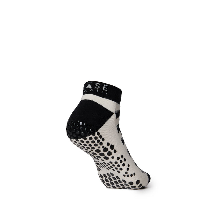 Base33 Low Rise Grip Socks | Socks > Grip | Base33 – ToeSox | Tavi | Vooray