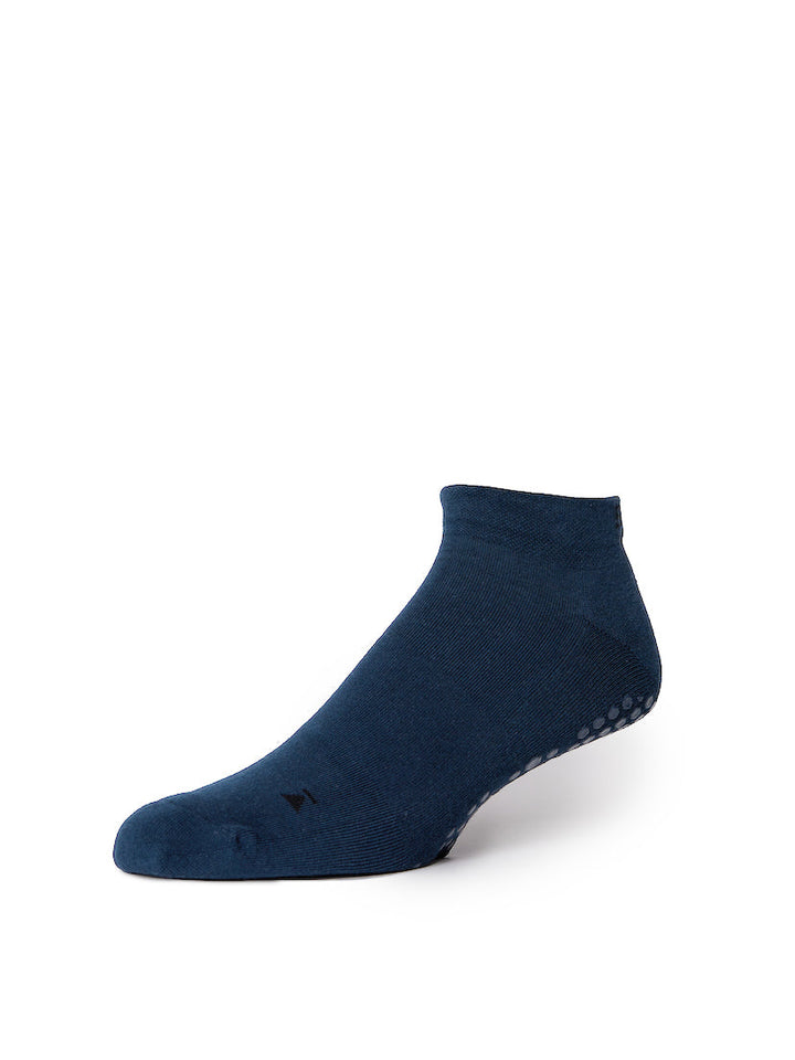 Base33 Low Rise Grip Socks | Socks > Grip | Base 33 – Tavi Active