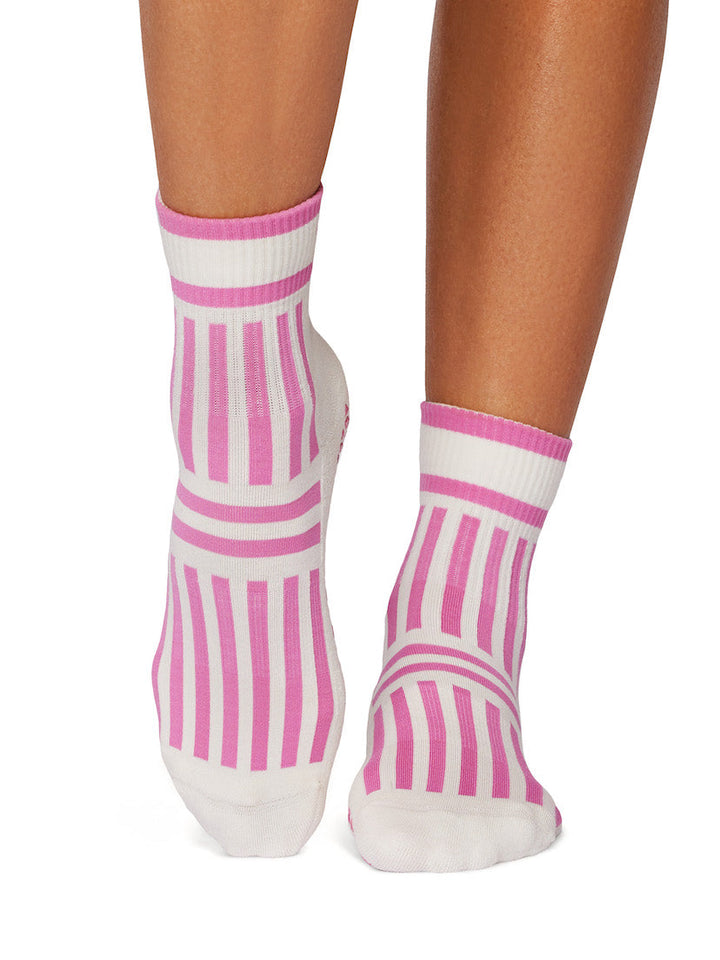 Aria Grip Socks | Socks > Grip | Tavi – Tavi Active