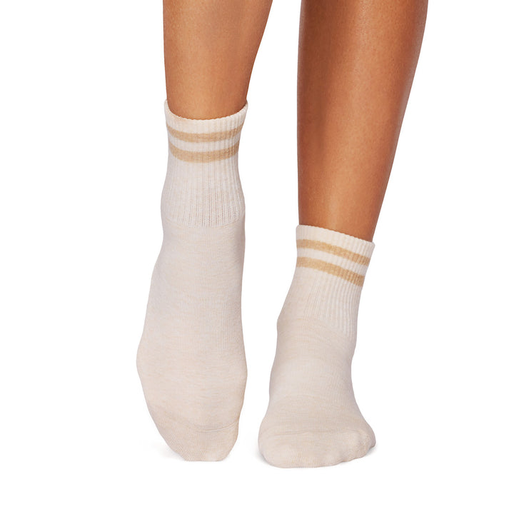 Aria Grip Socks | Socks > Grip | Tavi – ToeSox | Tavi | Vooray