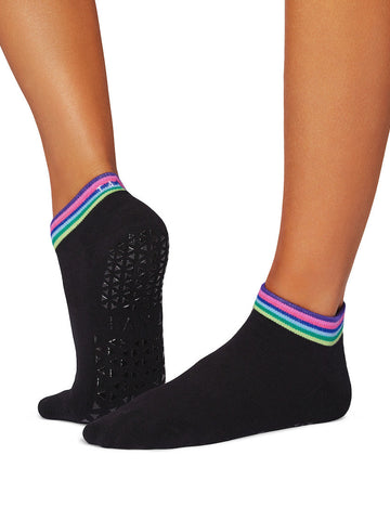 Cora Grip Socks | Socks > Grip | Tavi – Tavi Active