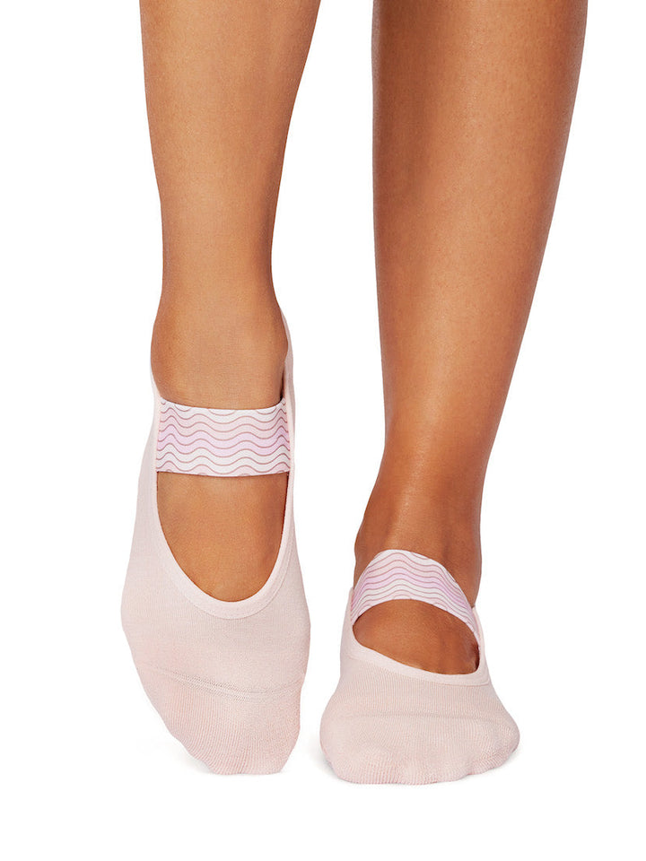 Lola Grip Socks | Socks > Grip | Tavi – Tavi Active