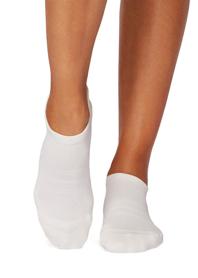 Savvy Tec Grip Socks | Socks > Grip | Tavi – Tavi Active