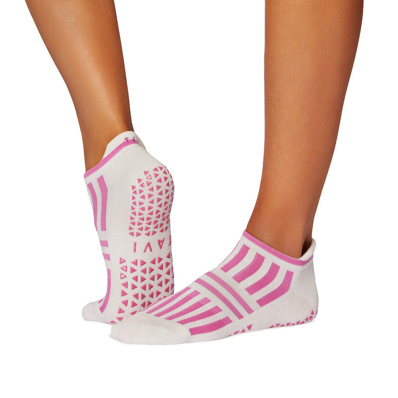 Savvy Grip Socks | Socks > Grip | Tavi – Tavi Active
