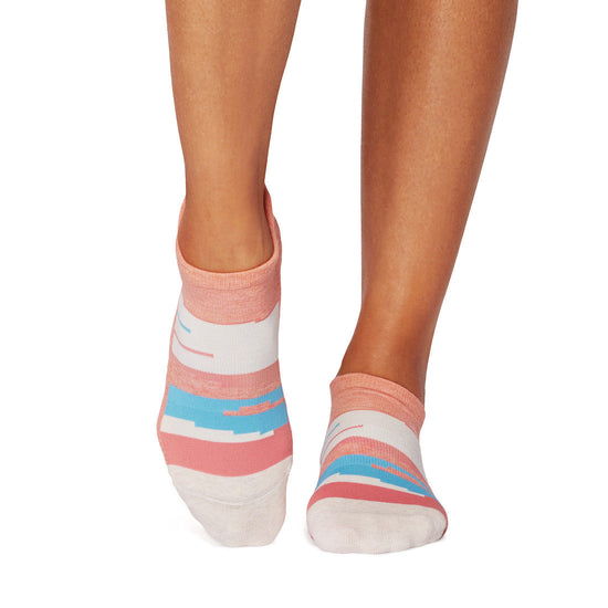 Savvy Grip Socks | Socks > Grip | Tavi – Tavi Active