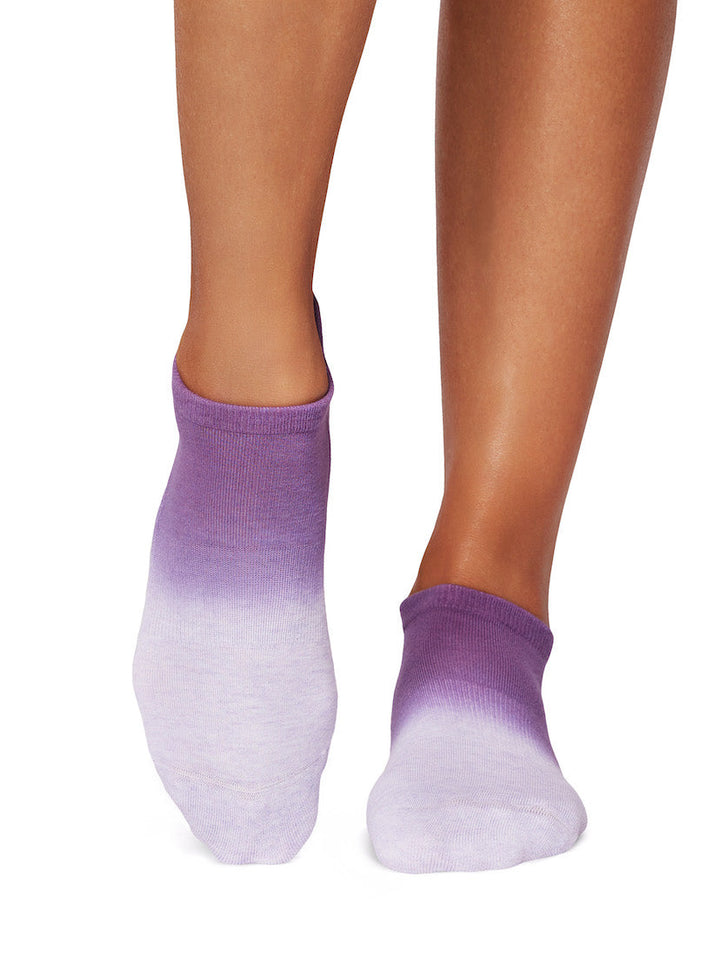 Savvy Grip Socks | Socks > Grip | Tavi – Tavi Active