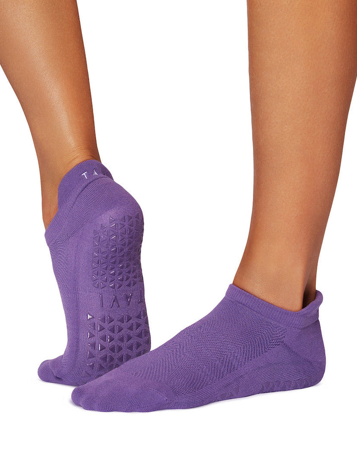 Savvy Tec Grip Socks | Socks > Grip | Tavi – Tavi Active
