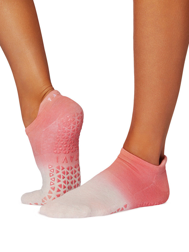 Savvy Grip Socks | Socks > Grip | Tavi – Tavi Active