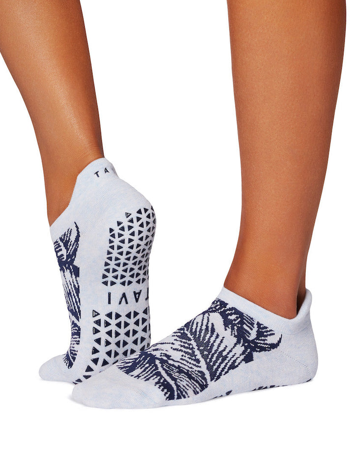 Savvy Grip Socks | Socks > Grip | Tavi – Tavi Active
