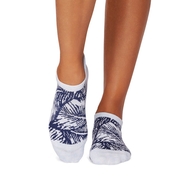 Savvy Grip Socks | Socks > Grip | Tavi – Tavi Active