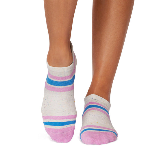 Savvy Grip Socks | Socks > Grip | Tavi – Tavi Active
