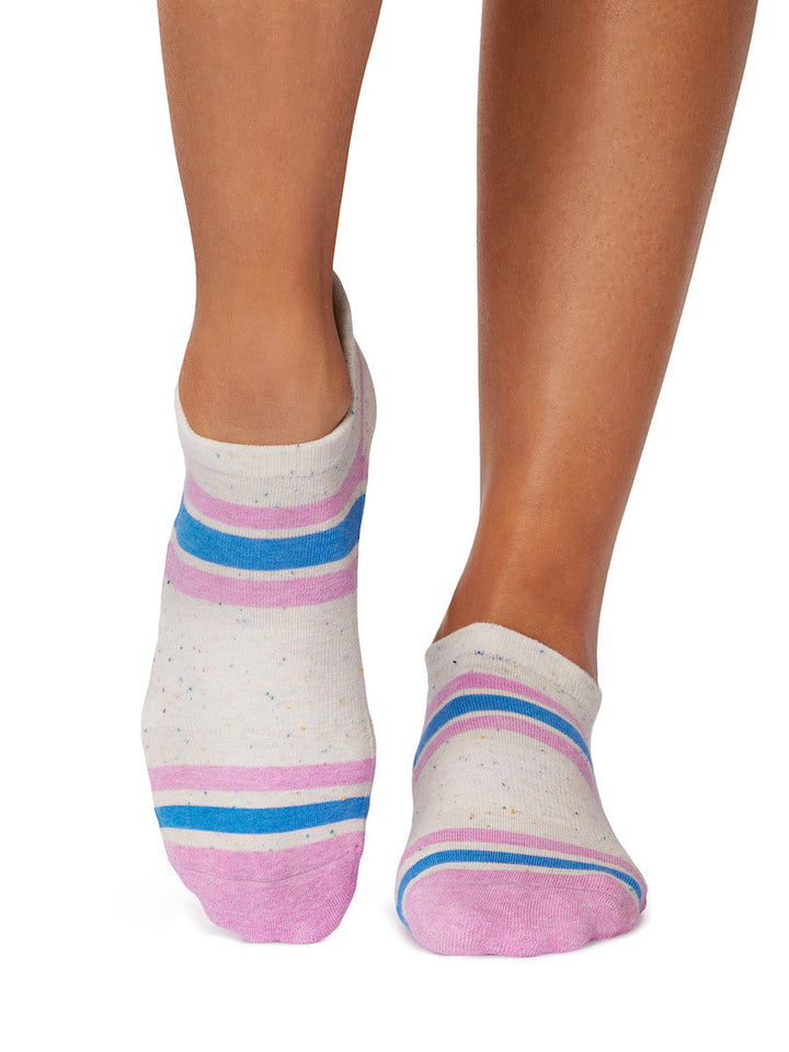 Savvy Grip Socks | Socks > Grip | Tavi – Tavi Active