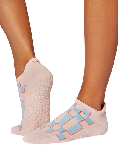 Savvy Grip Socks | Socks > Grip | Tavi – Tavi Active