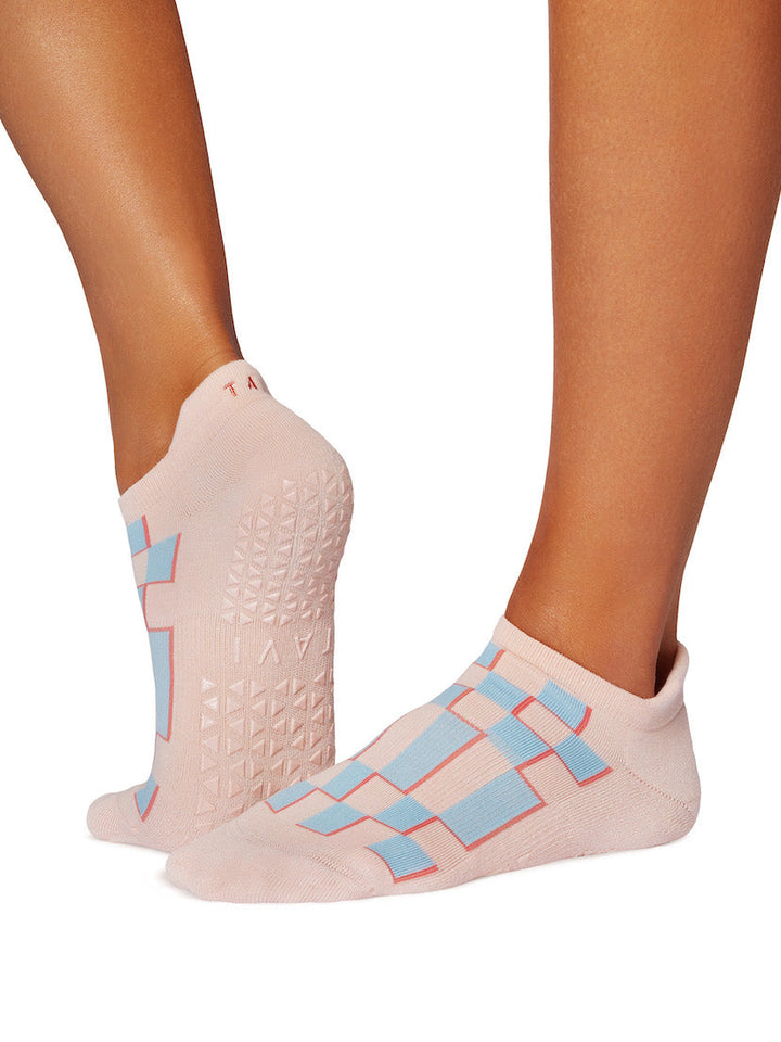 Savvy Grip Socks | Socks > Grip | Tavi – Tavi Active