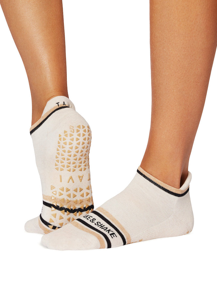 Savvy Grip Socks | Socks > Grip | Tavi – Tavi Active