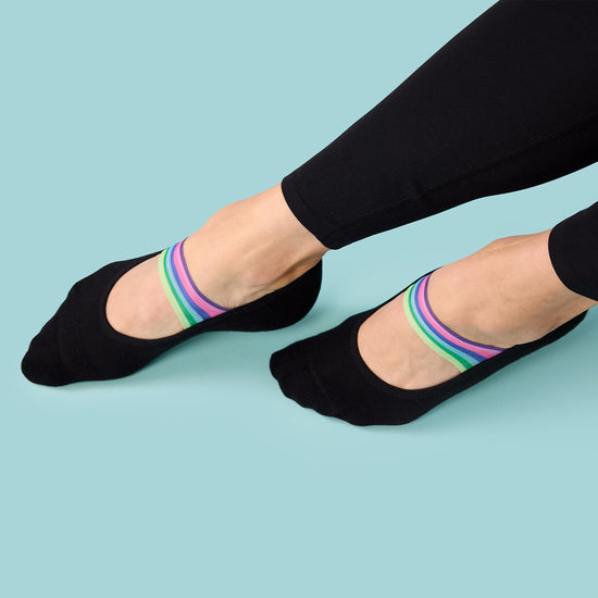 Lola Grip Socks | Socks > Grip | Tavi – Tavi Active