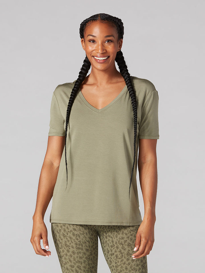 # Everyday V-Neck Tee * | Tops > Short Sleeve | Tavi – ToeSox | Tavi | Vooray