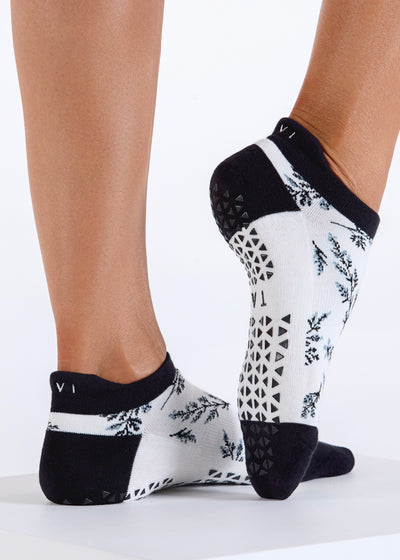 Savvy Grip Socks | | Tavi – Tavi Active