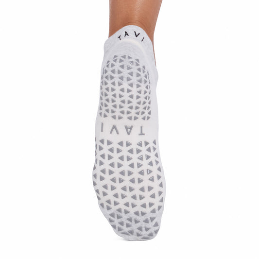 Savvy Grip Socks | Socks > Grip | Tavi – Tavi Active