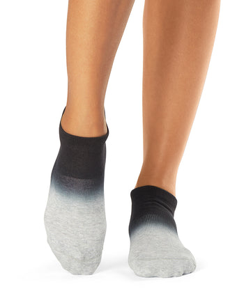 # Savvy Grip Socks | Socks > Grip | Tavi – ToeSox | Tavi | Vooray