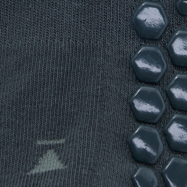 Base33 Low Rise Grip Socks