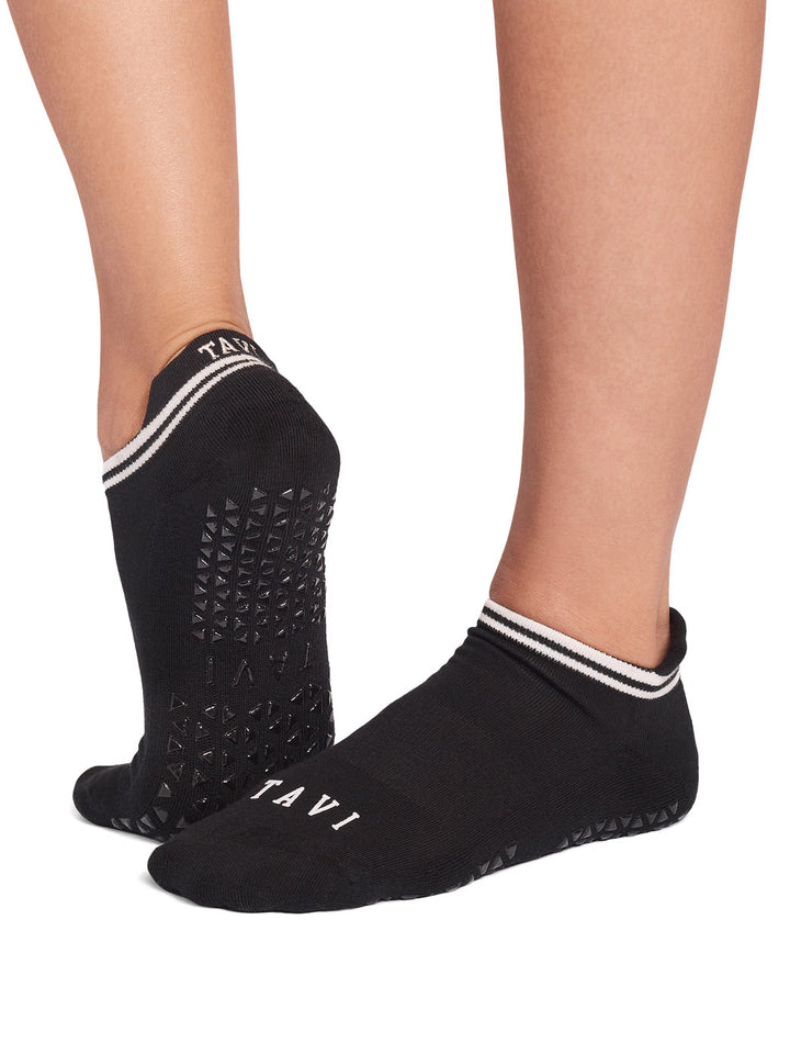 Savvy Grip Socks | Socks > Grip | Tavi – Tavi Active