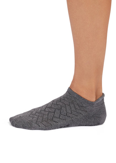 Savvy Grip Socks | Socks > Grip | Tavi – Tavi Active