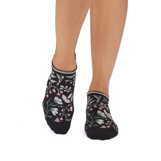 Savvy Grip Socks | Socks > Grip | Tavi – Tavi Active