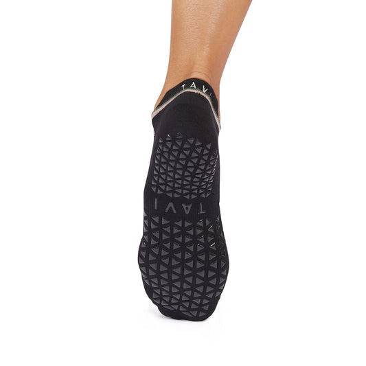 Savvy Grip Socks | Socks > Grip | Tavi – Tavi Active