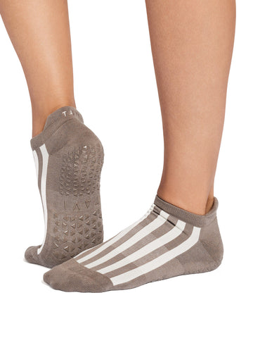 Savvy Grip Socks | Socks > Grip | Tavi – Tavi Active