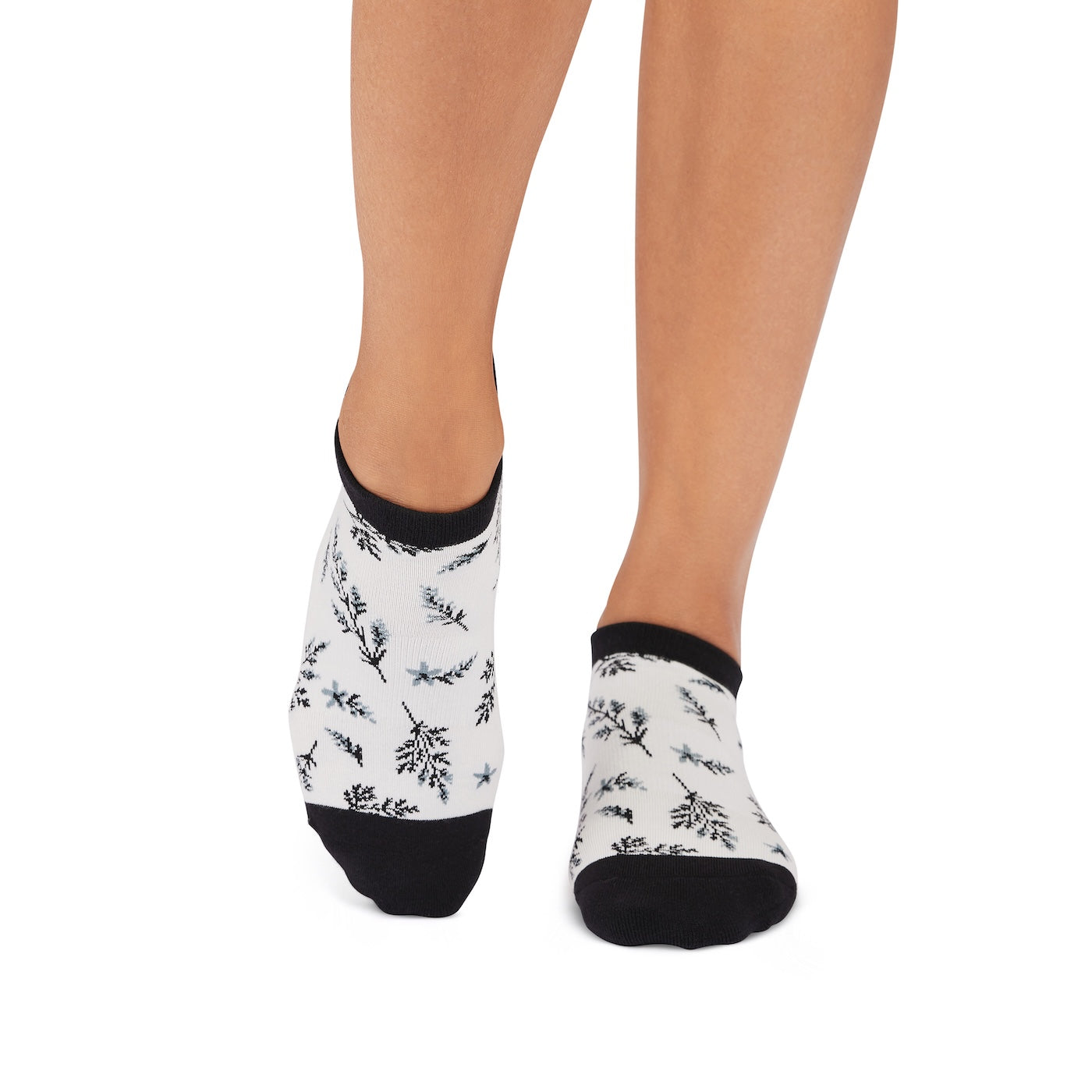 Savvy Grip Socks | Socks > Grip | Tavi – Tavi Active