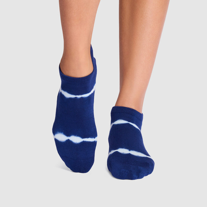 Savvy Grip Socks | Socks > Grip | Tavi – ToeSox | Tavi | Vooray