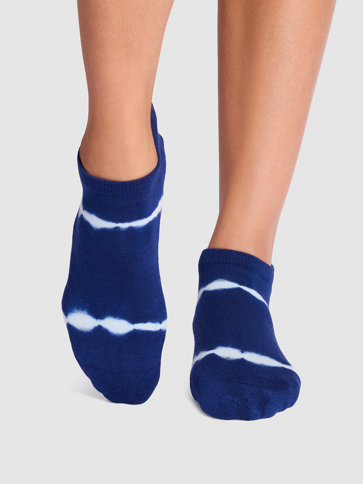 Savvy Grip Socks | Socks > Grip | Tavi – Tavi Active