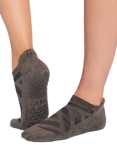 Savvy Grip Socks | Socks > Grip | Tavi – Tavi Active