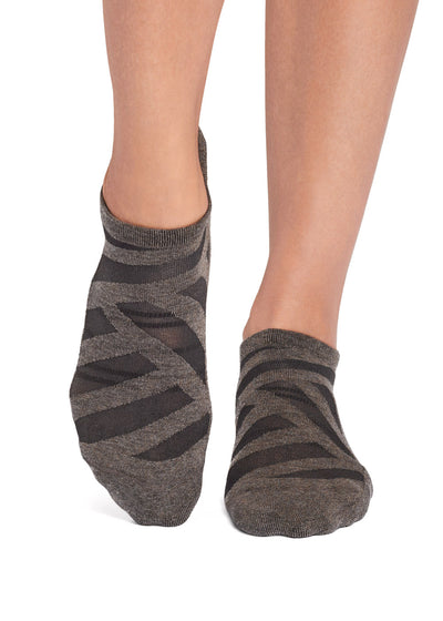 Savvy Grip Socks | Socks > Grip | Tavi – Tavi Active