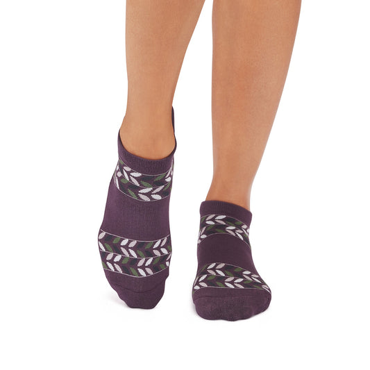 Savvy Grip Socks | Socks > Grip | Tavi – Tavi Active