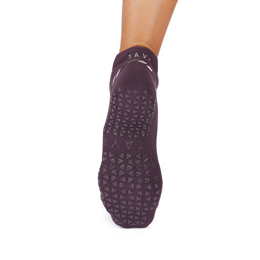 Savvy Grip Socks | Socks > Grip | Tavi – Tavi Active