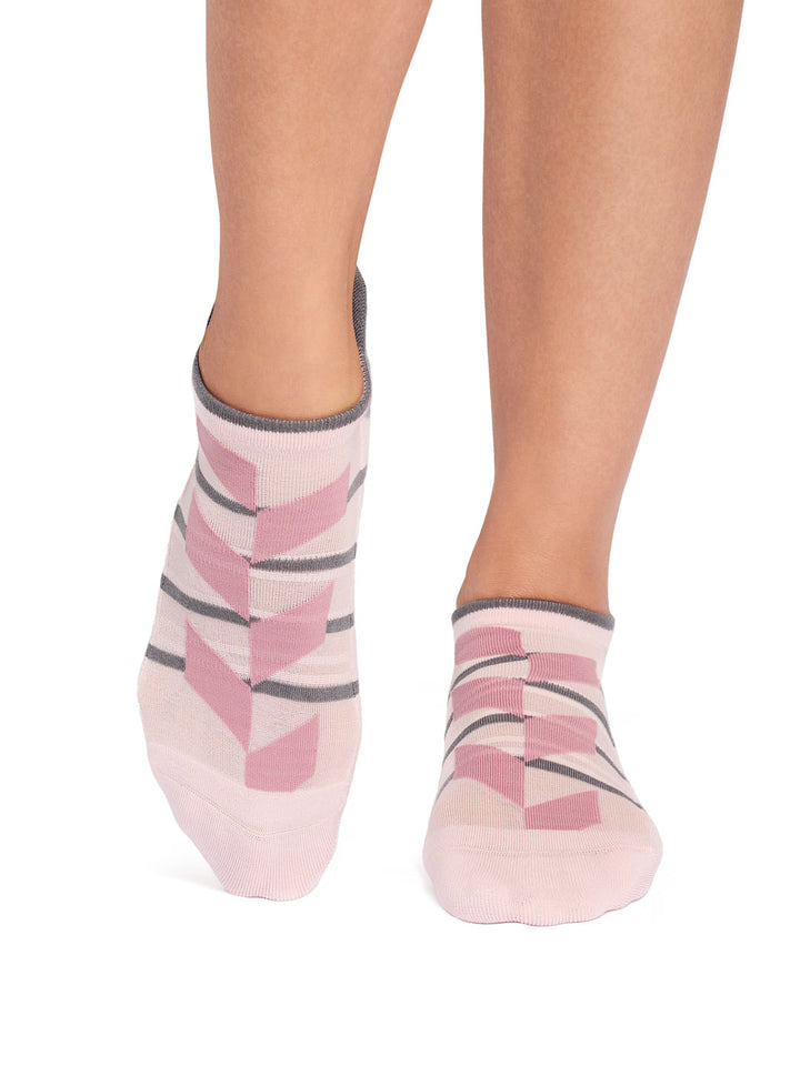 Savvy Grip Socks | Socks > Grip | Tavi – Tavi Active